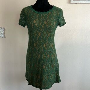 Beautiful forever, 21 green lace dress. Size small.